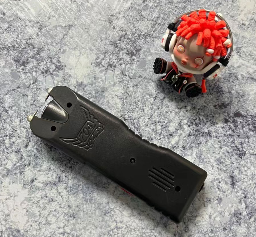 704超高压电击棒